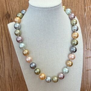 Kenneth Jay Lane KJL 2009 Inaugural First Lady Faux Pearl Pastel Necklace 14mm